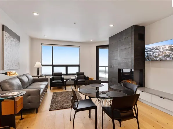 124 Village Ln #314, Sandpoint, ID 83864