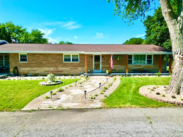 510 S Westview Dr, Pontiac, IL 61764