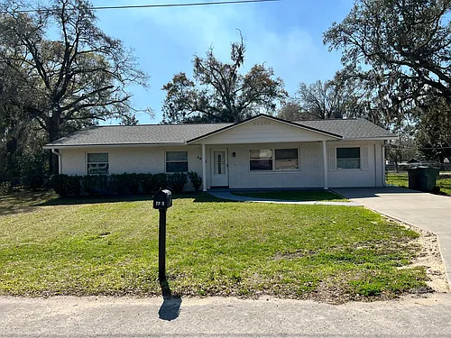 4608 NE 10th St Photo 1
