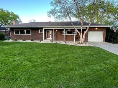 1416 N Washington St, Aberdeen, SD, 57401