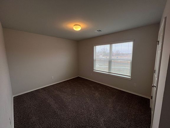 5th image of 1124 S Appaloosa Ln