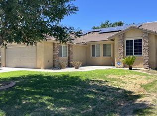 43141 Ruth Ln, Lancaster, CA 93536
