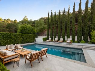 3685 Benedict Canyon Ln, Sherman Oaks, CA 91423