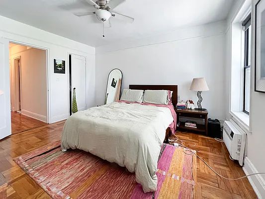 Rented by Kahen Properties | media 15