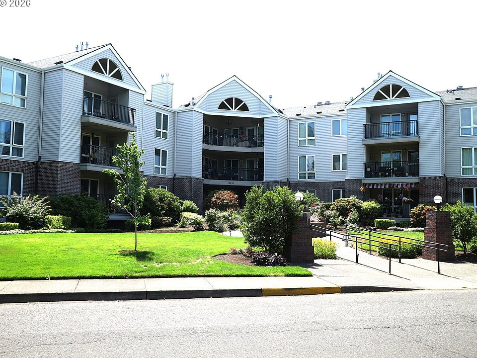 1st image of 15530 NE Knott St Unit 30