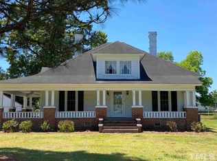 401 W Blanche St, Pine Level, NC 27568