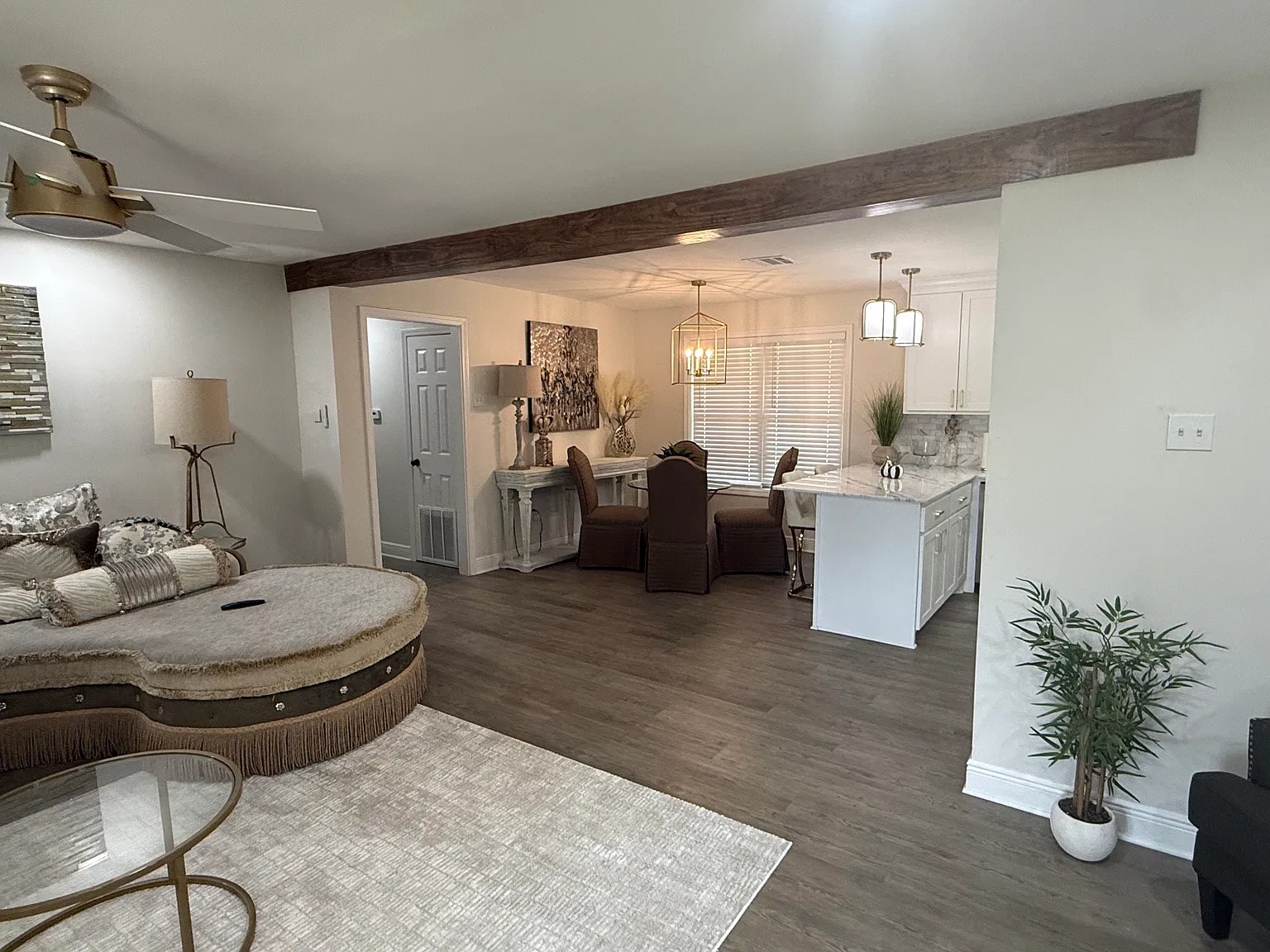 2 bed, 1220 sqft, $3,200 — Photo 4