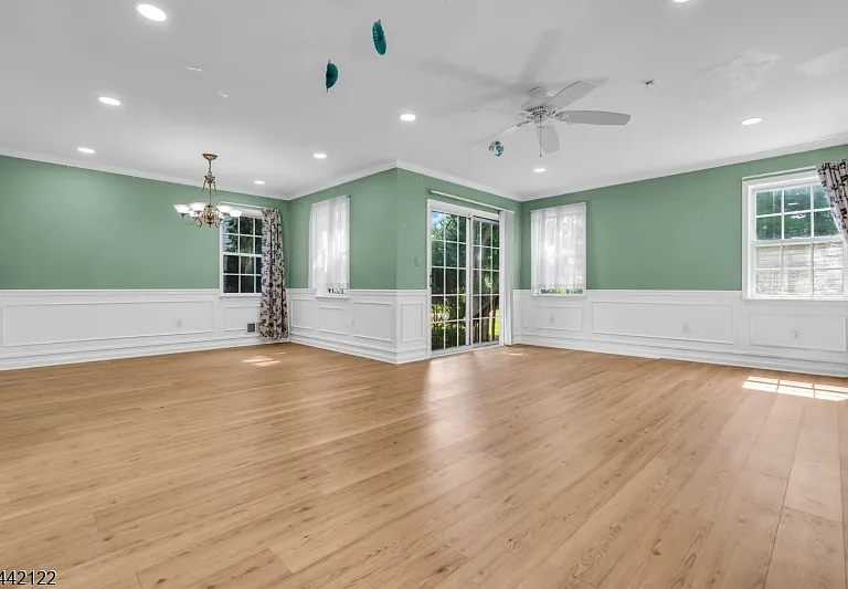 67 Nostrand Rd — Photo 10