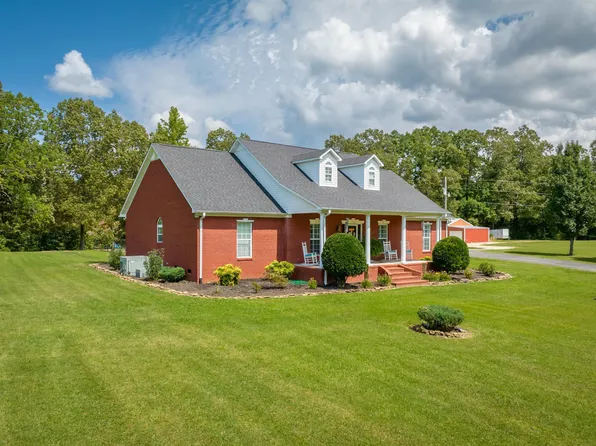 230 Leeburn Harris Ln, Parsons, TN 38363