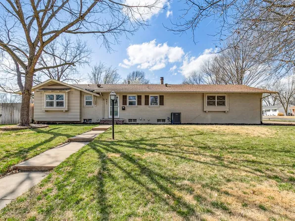 541 N Crestline Ave, Wichita, KS 67212
