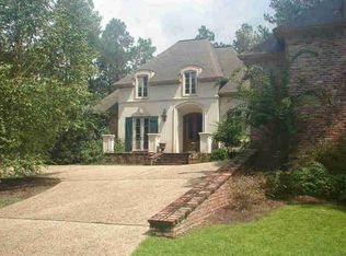 36 Landing Way, Hattiesburg, MS 39402
