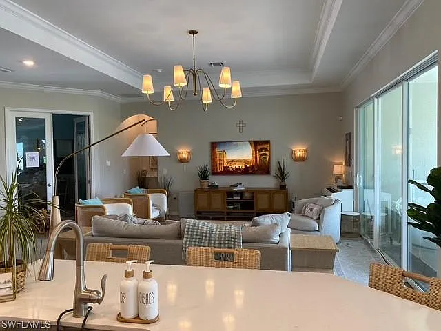 3 bed, 3.5 bath, 2496 sqft, $4,995 — Photo 4