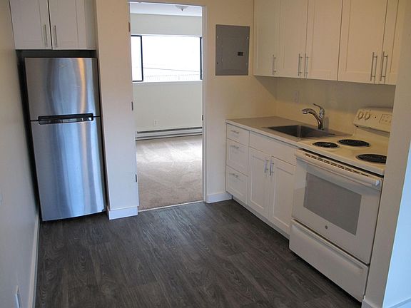 2nd image of 3019 NE 143rd St #5