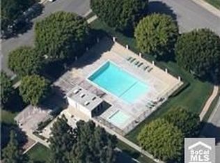 136 Oval Rd #4, Irvine, CA 92604