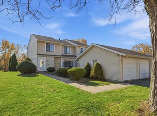 1929 Loomes Ave, Downers Grove, IL 60516