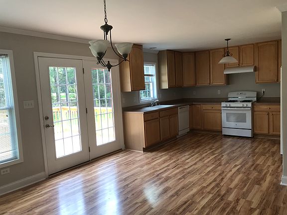 2nd image of 2556 County Road 14