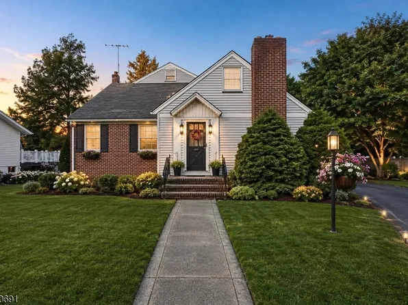 340 Saddle River Rd, Saddle Brook Twp., NJ 07663