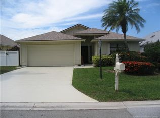 6215 SE Ames Way, Hobe Sound, FL 33455
