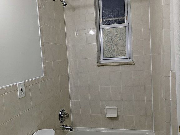 5th image of 11-34 44th Dr #1