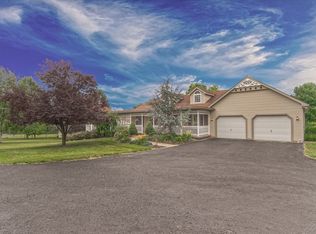 275 Forgedale Rd, Fleetwood, PA 19522