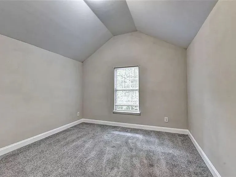 506 McWilliams Rd SE — Photo 10
