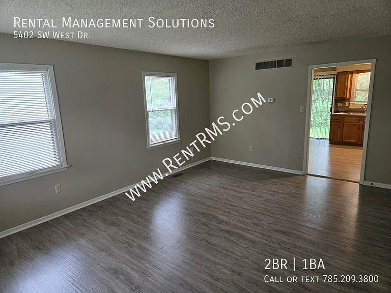 5402 SW West Dr — Photo 3