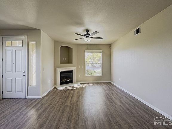 3rd image of 17000 Wedge Pkwy Unit 3212