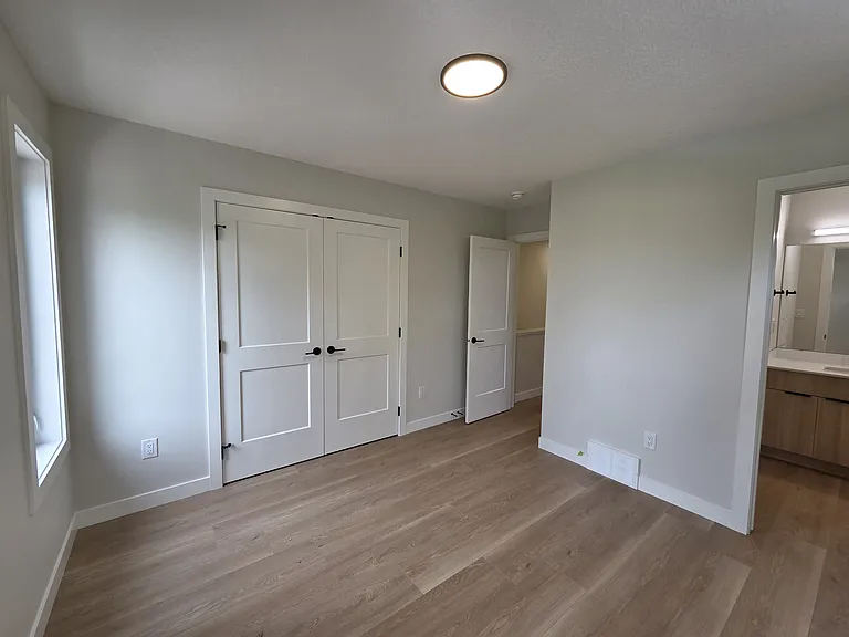 6203 109a St NW #2 — Photo 8