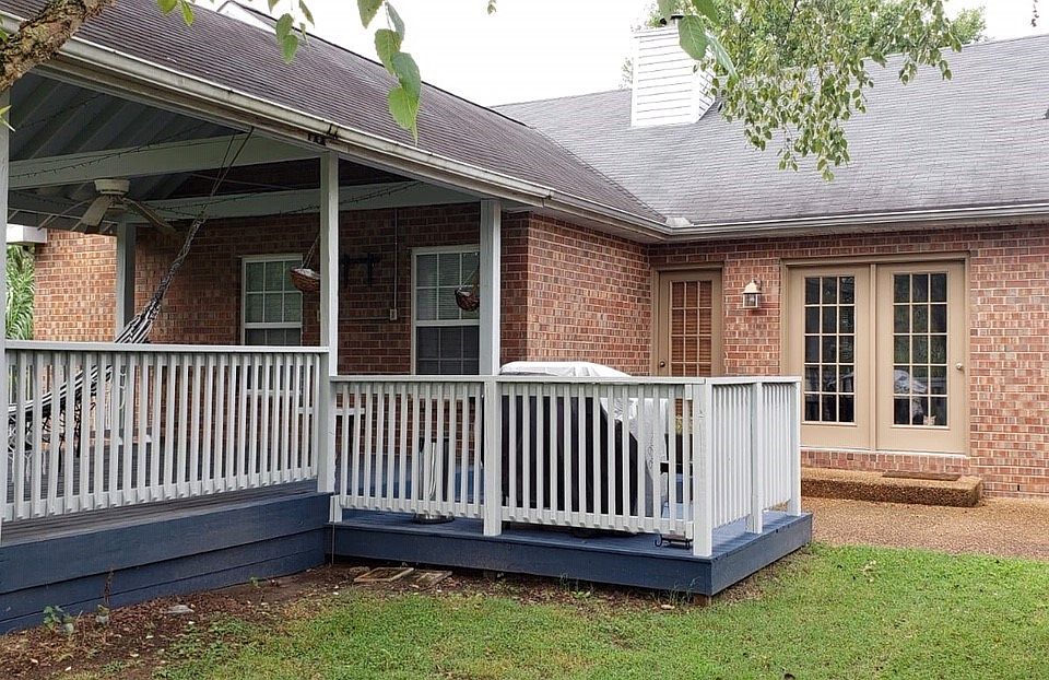 2nd image of 125 Candle Wood Dr
