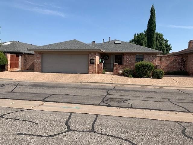 1st image of 909 Ventura Ave