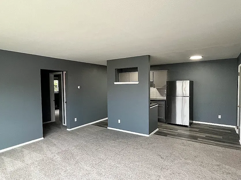 2 bed, 1100 sqft, $1,685 — Photo 2