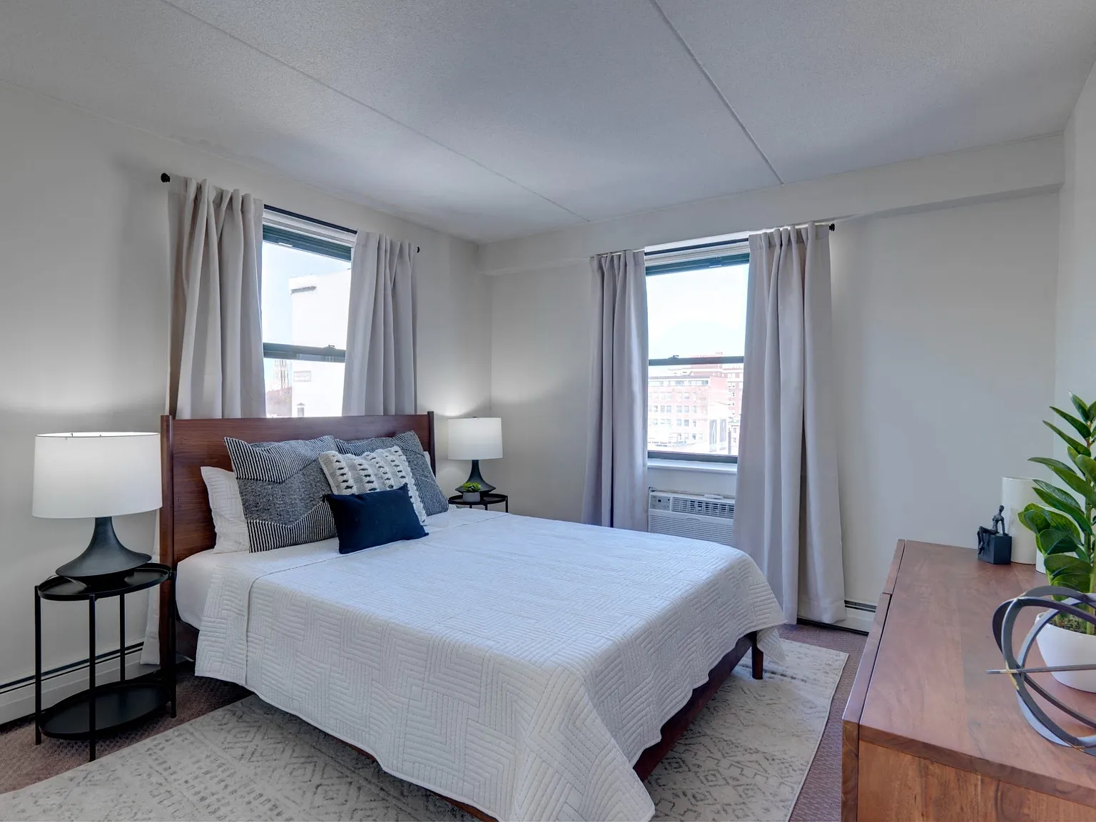 Ninth Square Apartments — Photo 3