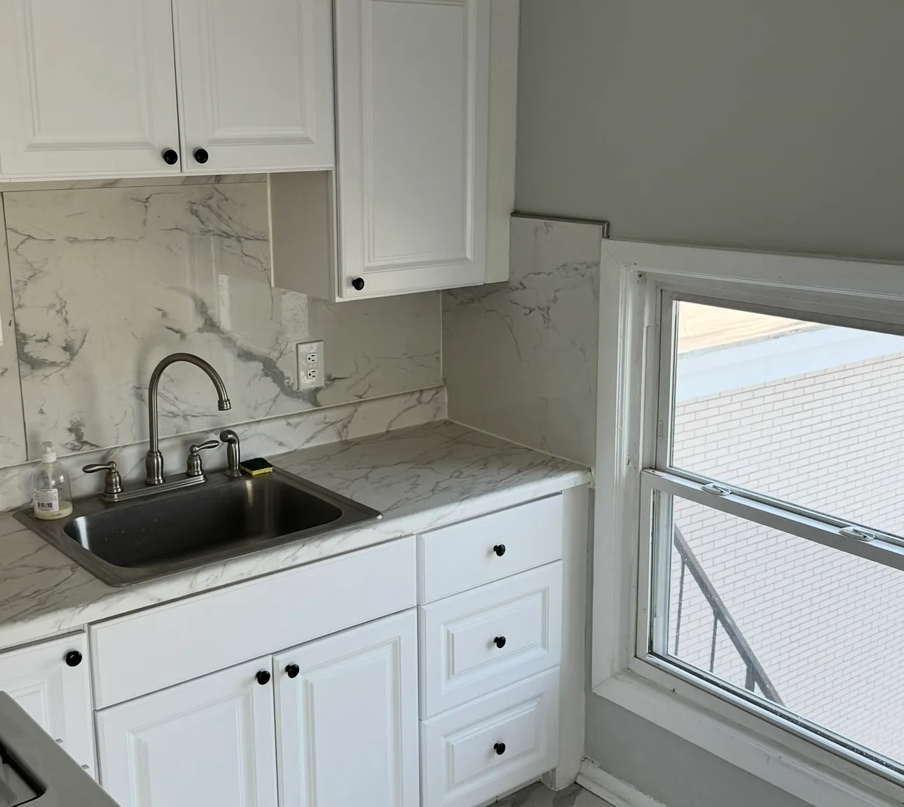 2 bed, 900 sqft, $1,790 — Photo 4