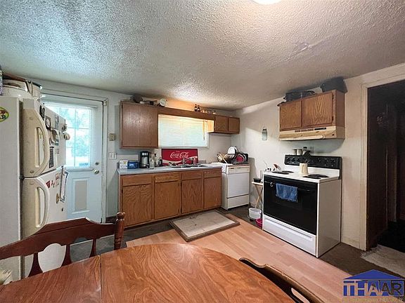 4th image of 3050 Barnhardt Rd