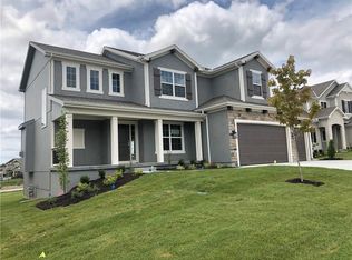 420 SE Ripple Dr, Lees Summit, MO 64063