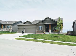 7919 S 187th St, Omaha, NE 68136