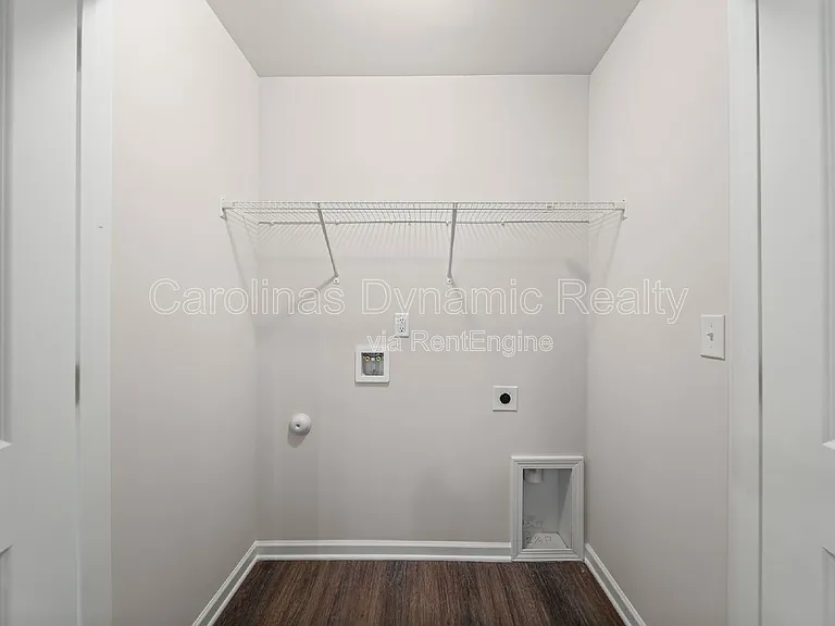 3200 Polk And White Rd #A — Photo 14