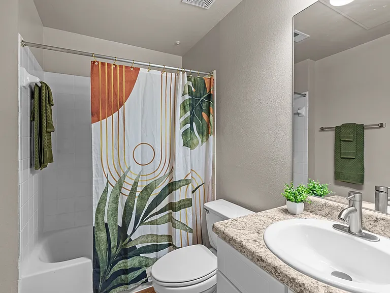 2 Bedroom