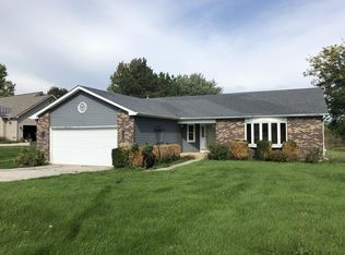 38W004 Spring Green Way, Batavia, IL 60510