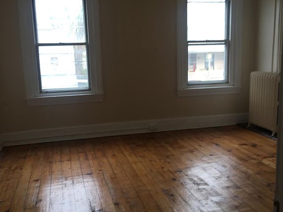 2nd image of 358 Church St #2