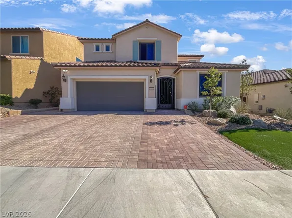 8424 Painted Wall St, Las Vegas, NV 89166