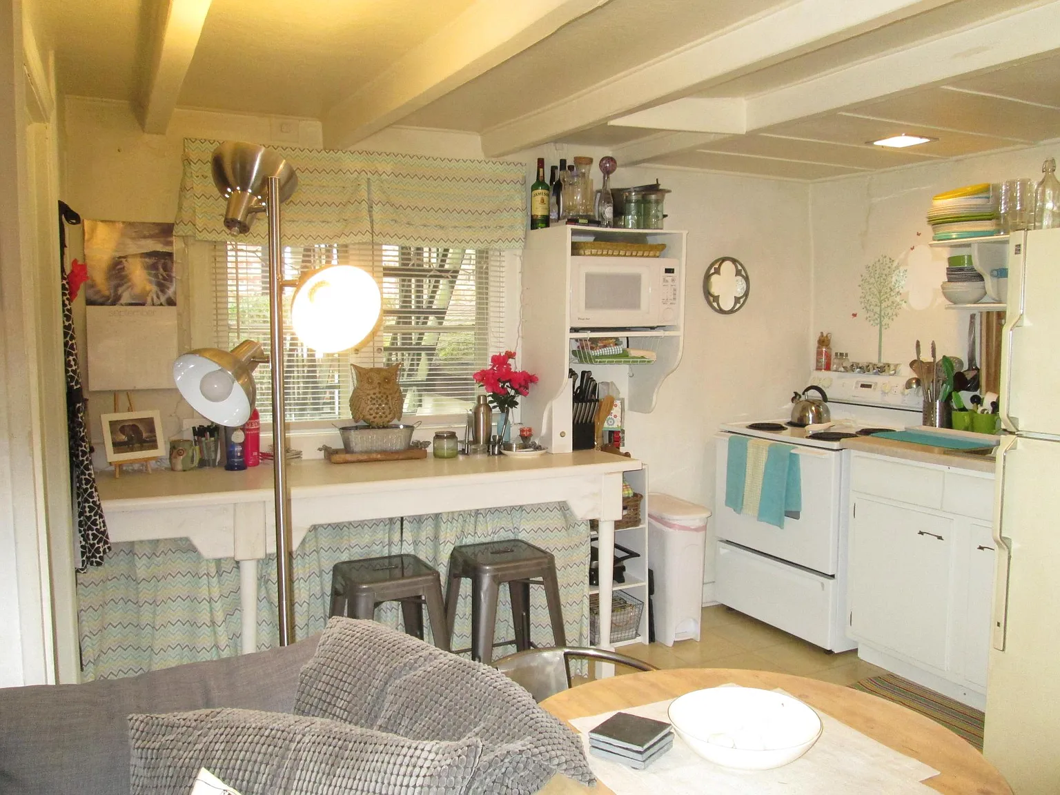 77 E Oakland Ave — Photo 4