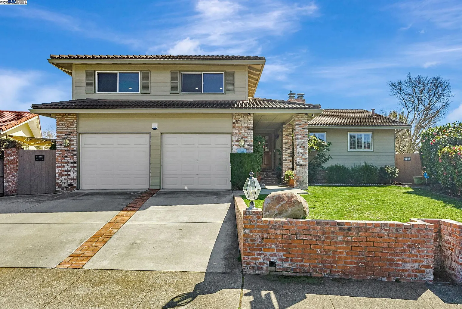 25660 Paul Ct photo 1