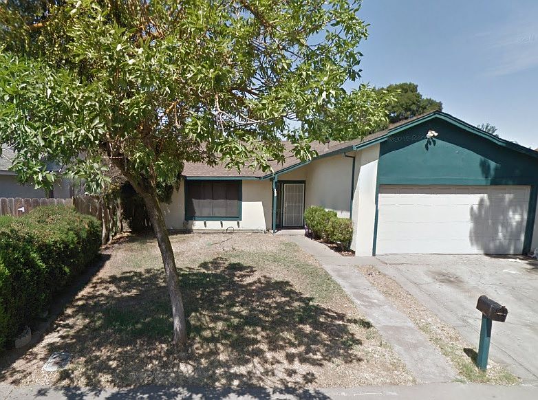 1st image of 145 Whitethorn Dr