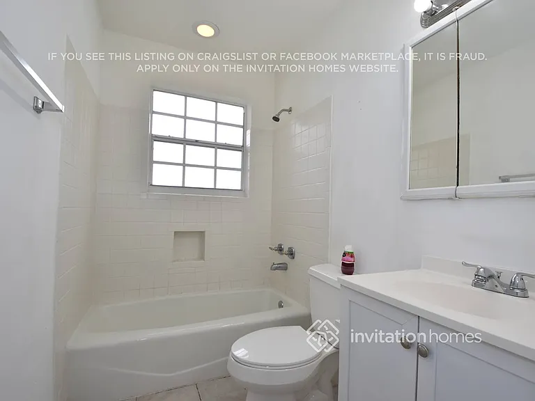 10030 SW 85th St — Photo 14