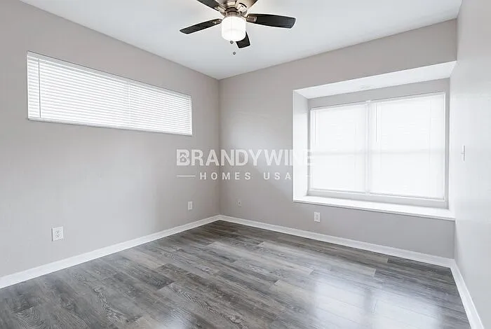 2406 S Lake Ave — Photo 17