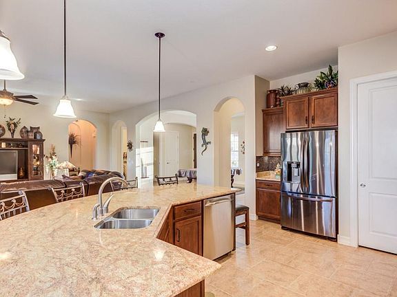 3rd image of 12837 S 183rd Dr