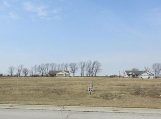 20 S 14th St, Oostburg, WI 53070