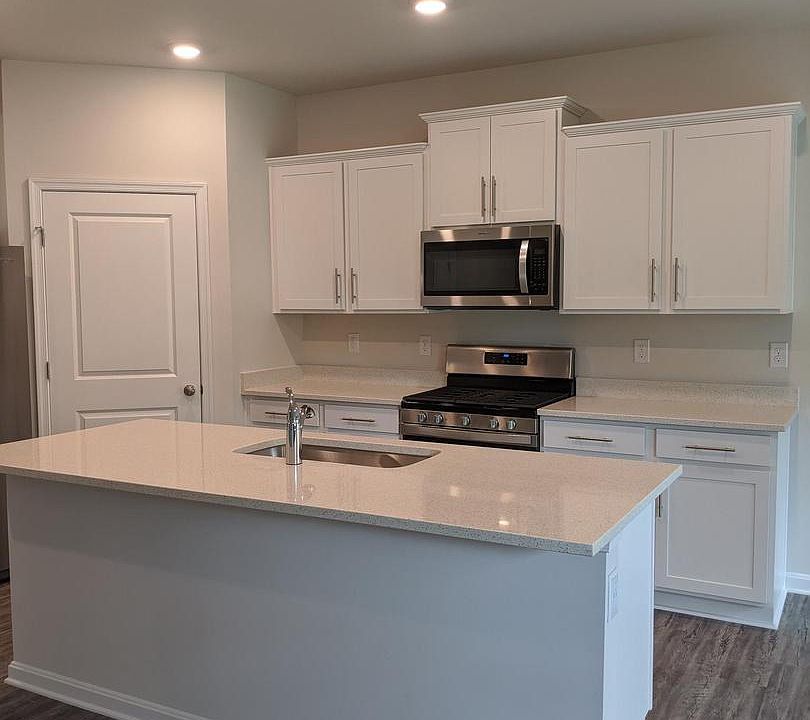 2nd image of 26 Port View Dr Lot 91