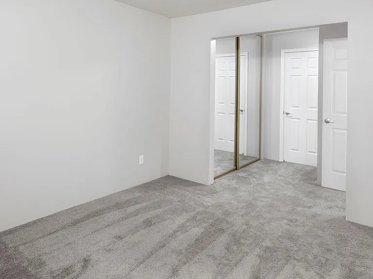 Bedroom 2x2